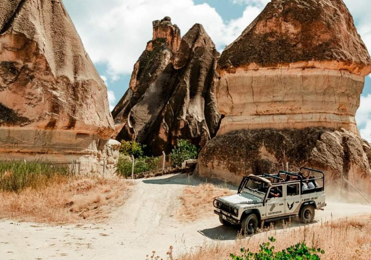 SAFARI EN JEEP AL ATARDECER